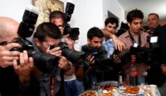 מחוץ לפריים